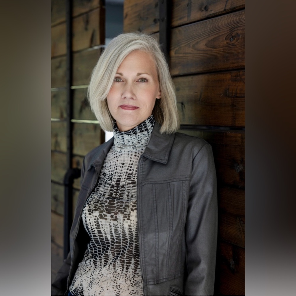 Meet your Posher, Deborah